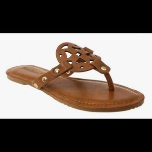 Pierre Dumas brown sandal NWOT
